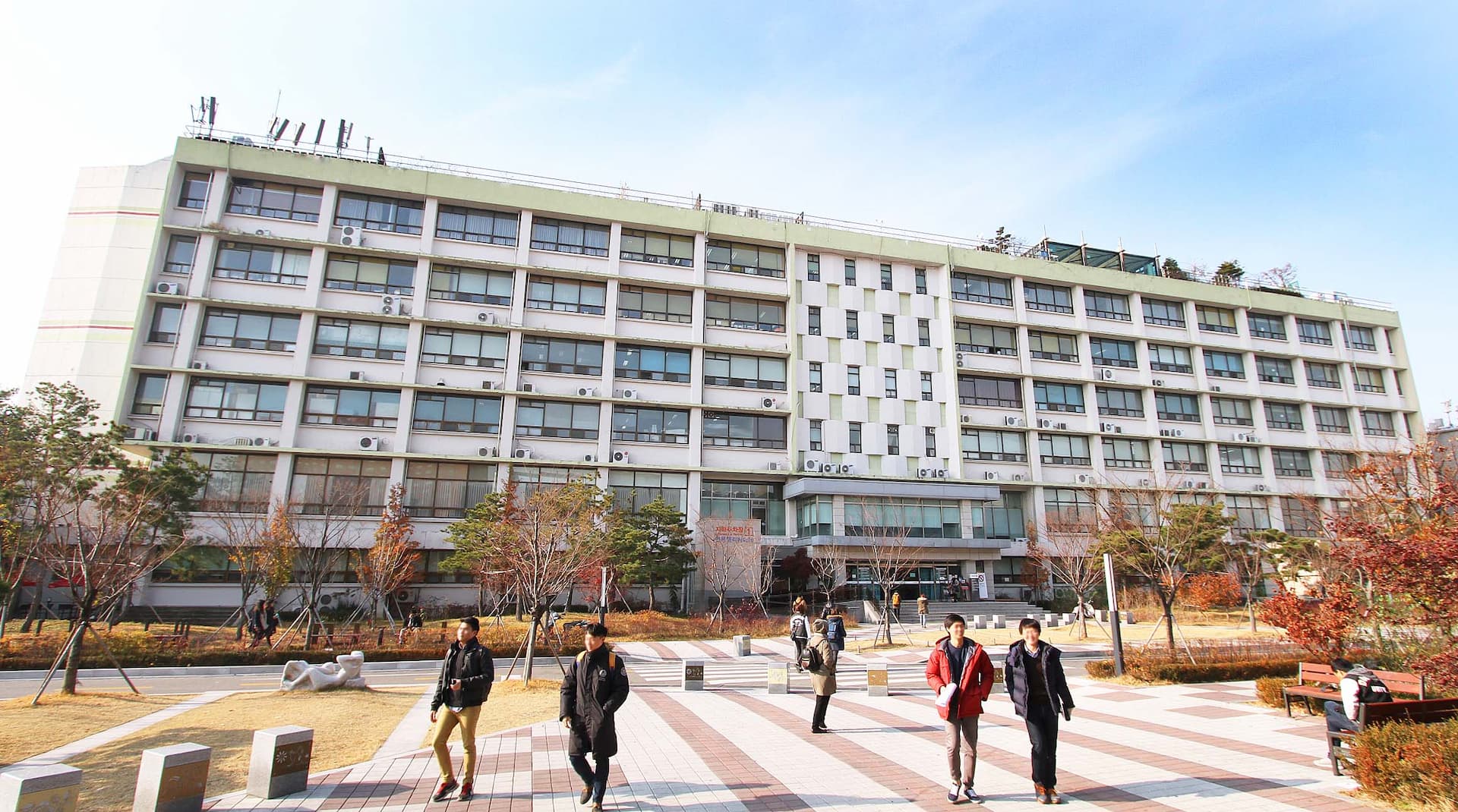 東国大学校校舎1