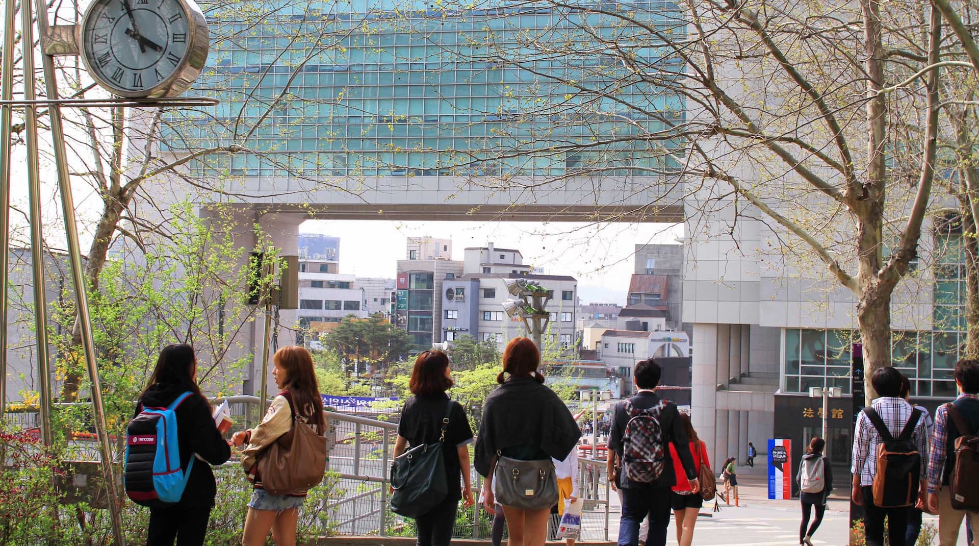 弘益大学校校舎4