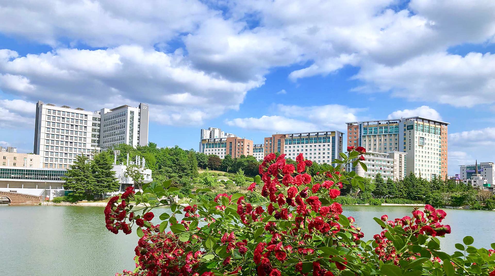 建国大学校校舎3