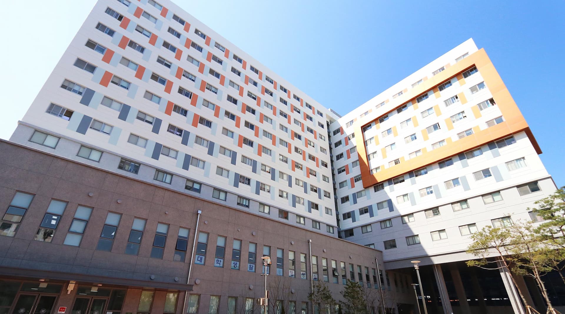 国立釜山大学校校舎3